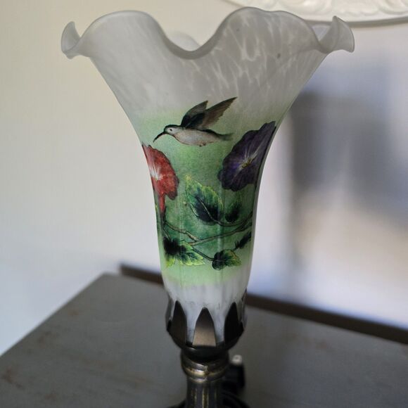 Vintage Tulip Electric Lamp Crimped Frosted Glass Hummingbird Floral Metal Foot - Picture 4 of 10